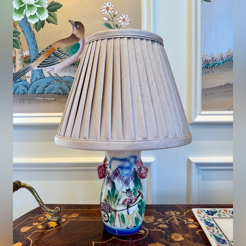 MOUNTAIN MAN 1950’S PORCELAIN TABLE LAMP
